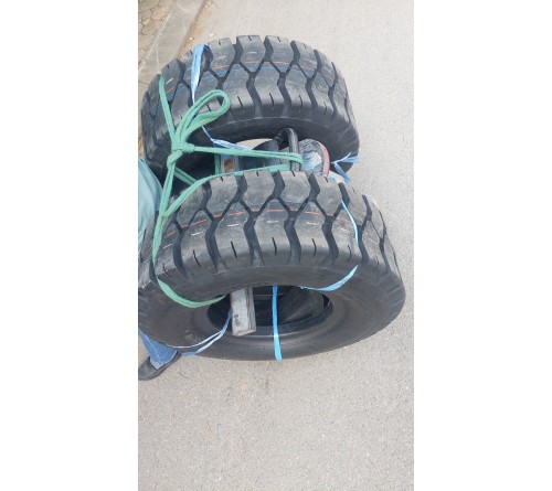 Lốp Deestone 300-15-20PR - Lốp hơi 300-15 - Lốp xe nâng 3.5 tấn - DEESTONE Thái Lan