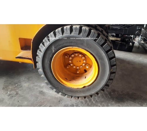 Lốp đặc 7.50-16 hãng Dunlop 