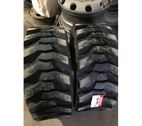 Lốp 12-16.5 Maxxis M8000 10PR