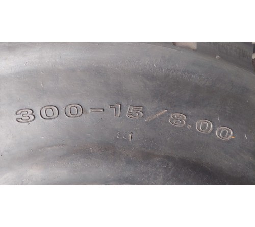 Lốp đặc 300-15 Phoenix Thái Lan