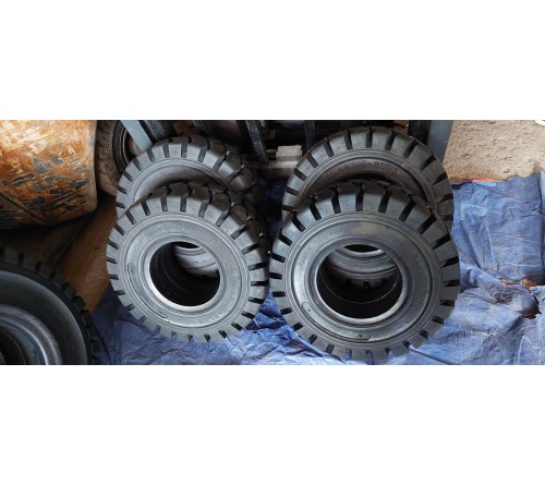 Lốp đặc 21x8-9 Solid Plus Solitech Thái Lan - Lốp xe nâng điện giá rẻ