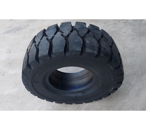 Lốp đặc 3.00-15 Solid Plus Thái Lan - Lốp trước xe nâng 3.5 tấn, 4 tấn, 5 tấn, 5.5 tấn