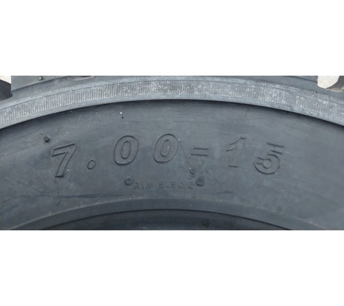 Lốp đặc 7.00-15 Solid Plus Thái Lan