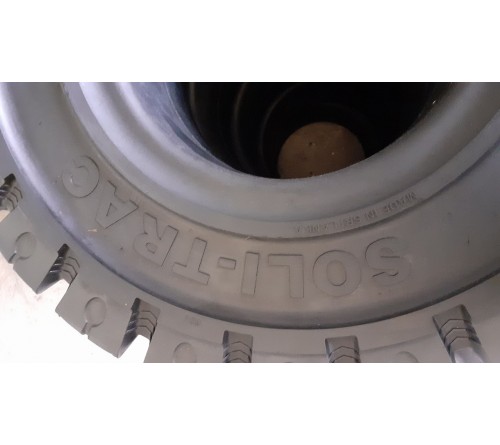 Lốp Đặc 23x9-10 Soli Trac - Sản Xuất Tại Sri Lanka - Mới 100%