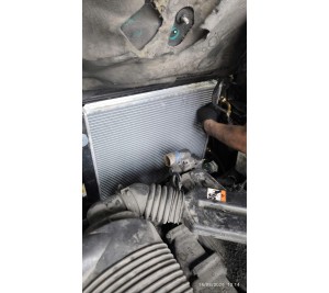 Thay két nước làm mát 4D94LE xe nâng Komatsu FD25T-16, FD25T-17, số tự động, 3EA-04-51210, 3EB-04-62110