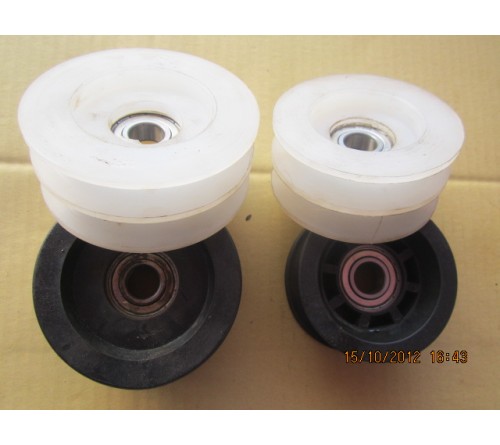 Con Lăn Xích Tải Trục Nâng 