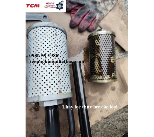 Bảo dưỡng toàn bộ và thay két nước làm mát của xe nâng 3 tấn Komatsu FD30T-17 kẹp vuông máy 4D94E chính hãng Nhật Bản