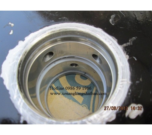 Sửa Chữa Bộ Van Chia Thủy Lực Bị Chảy Dầu Của Xe Nâng Hyundai 25D-7 động cơ Kubota V3300