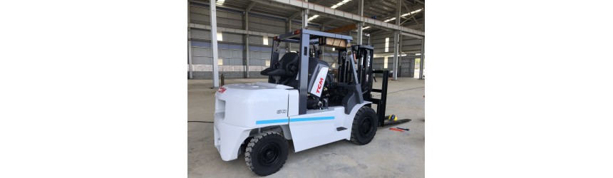 Xe nâng 5 tấn TCM Nhật Bản FD50T9 tại nhà máy tại Quảng Nam T1/2019