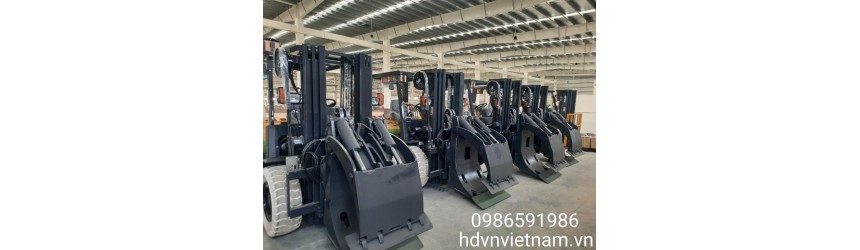 Xe quặp tròn xoay cho nhà máy giấy bao bì - xe nâng 4 tấn, 4.5 tấn, 5 tấn TCM FD40T9, FD45T9, FD50T9 - Mới 100%, sản xuất Nhật Bản