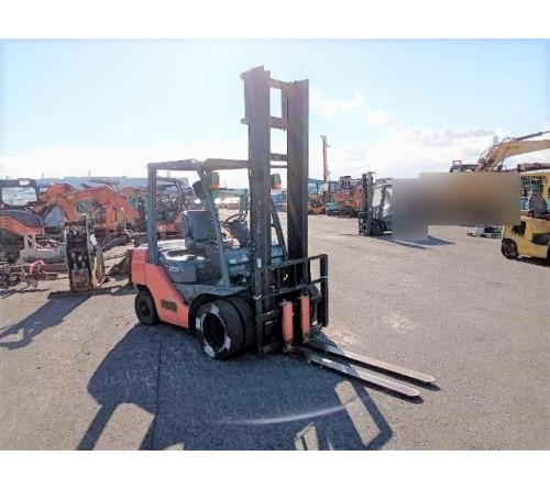 Xe nâng dầu 2.5 tấn Toyota 50-8FD25, chiều cao nâng 4.5 mét, số sàn lốp kép dịch giá, đã qua sử dụng, SX tại Nhật Bản 2009