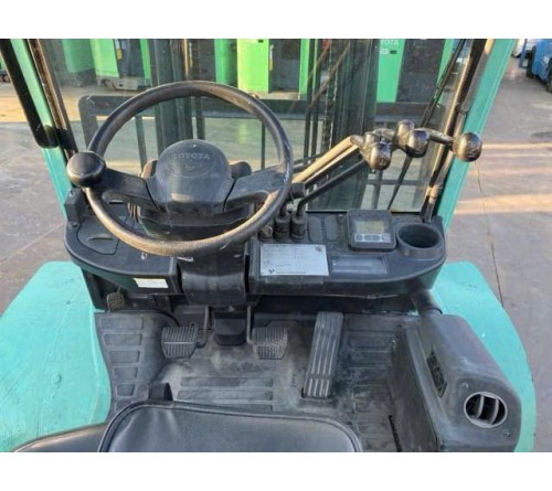 Xe nâng 3 tấn 4 mét gật gù Toyota 52-8FD30 máy 2Z Nhật bãi đời 2008/11