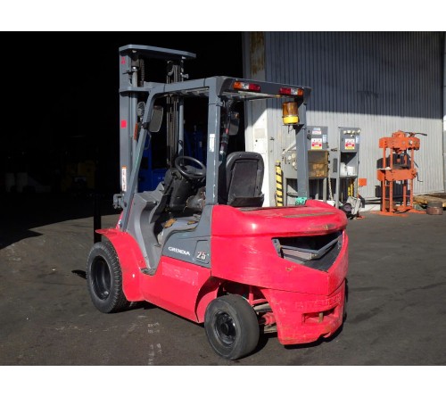 Xe nâng cũ 2.5 tấn 4 mét dịch giá Mitsubishi FD25T 2012. Nhập Nhật, đã qua sử dụng
