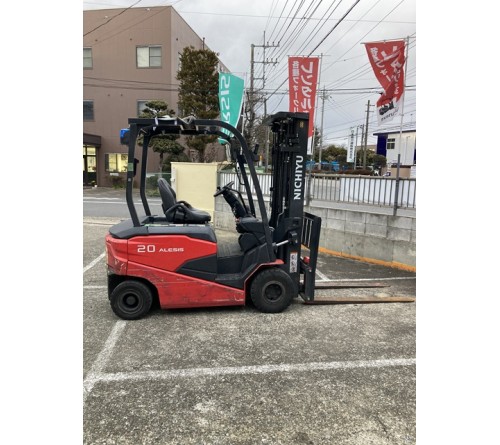 Xe nâng điện ngồi lái 2 tấn Nichiyu FB20PN chui công dịch giá 5 mét, bình điện Lifttop 4YM-VSI565-13AR, đời cao 2020, đã qua sử dụng