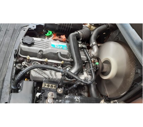 Xe nâng  cũ 1.5 tấn Toyota, model 02-8FD15