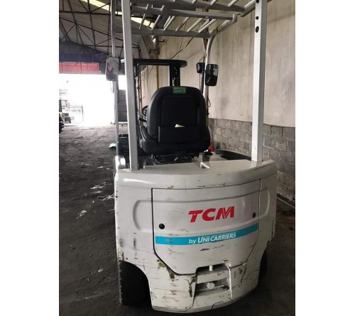 Xe nâng điện ngồi lái 2.5 tấn 3 mét TCM FB25-8 - 1001h - SX Nhật Bản 2013 - Kiểm đỏ T2/2019