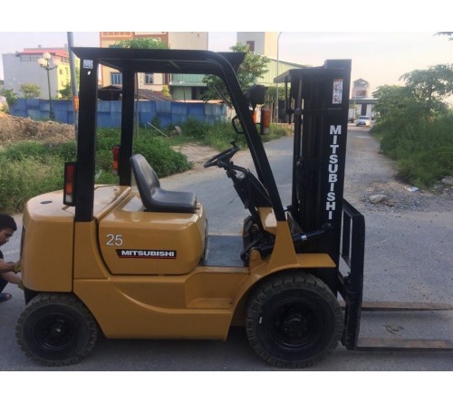Xe Nâng Cũ 2.5 Tấn Diesel Mitsubishi 2002 FD25 - Xe nhập Nhật
