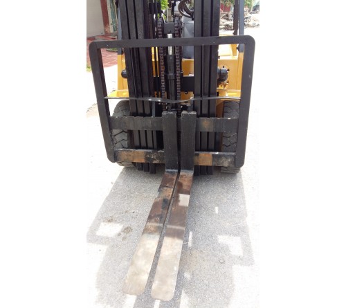 Xe Nâng Cũ 2.5 Tấn Diesel Mitsubishi 2002 FD25 - Xe nhập Nhật