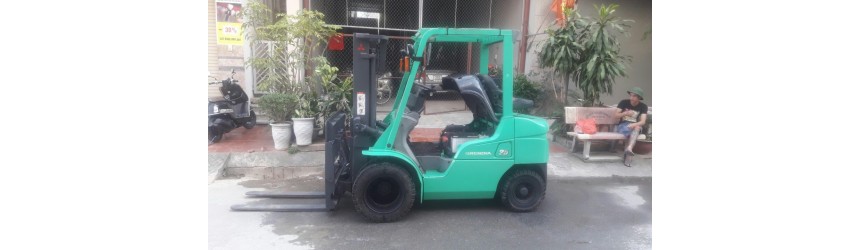 Xe nâng trong ngành sản xuất, chế biến, gia công gỗ tại Việt Nam