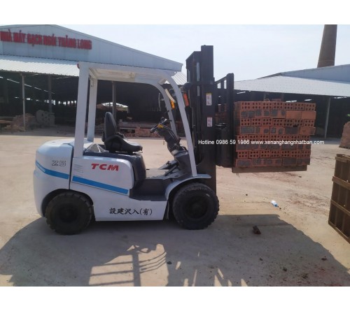Xe nâng cũ 2.5 tấn gật gù đời cao TCM FD25T3 - Sản xuất Nhật Bản 2012 - 7600h - Động cơ TD27