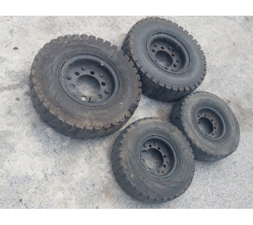 Bảo dưỡng bảo trì xe nâng dầu 2.5 tấn TCM FD25T4 động cơ Kubota V2403